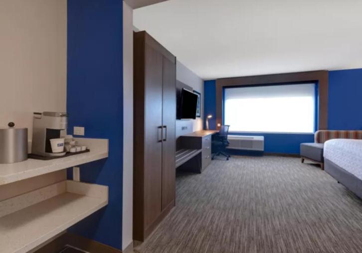 Holiday Inn Express & Suites - Detroit - Dearborn By Ihg Extérieur photo