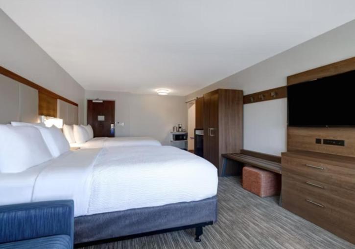 Holiday Inn Express & Suites - Detroit - Dearborn By Ihg Extérieur photo