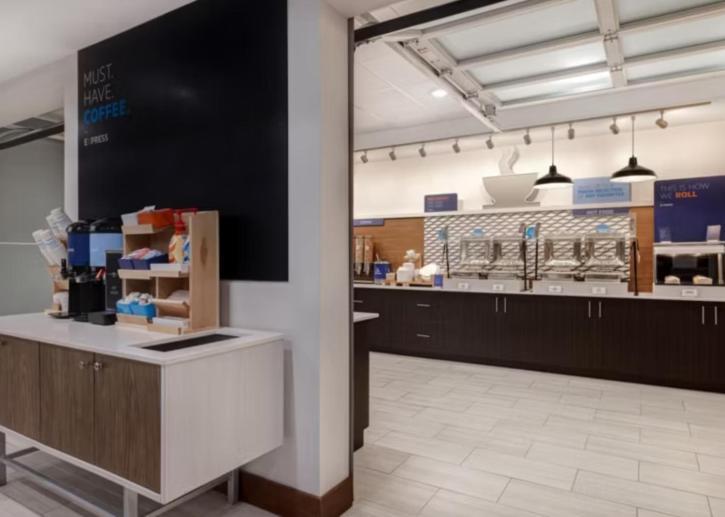 Holiday Inn Express & Suites - Detroit - Dearborn By Ihg Extérieur photo
