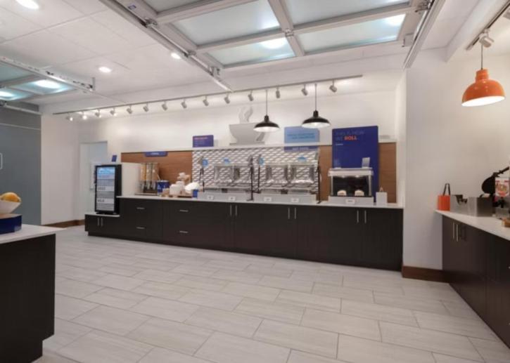 Holiday Inn Express & Suites - Detroit - Dearborn By Ihg Extérieur photo